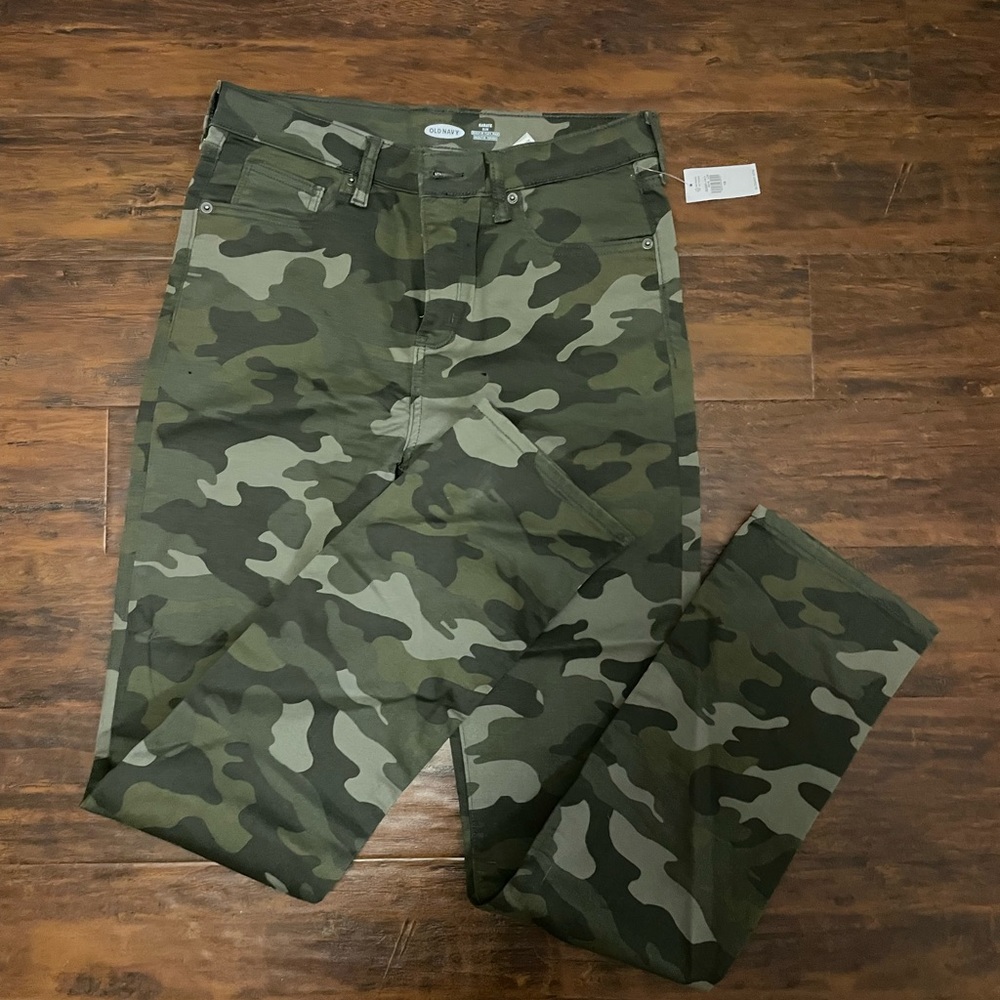 NWT Boys Camo Pants